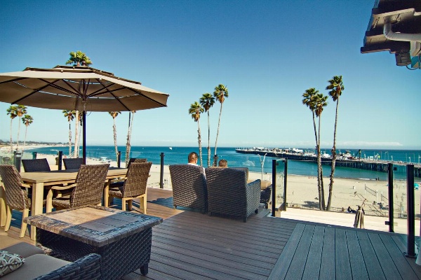 Casablanca Inn on The Beach image 1