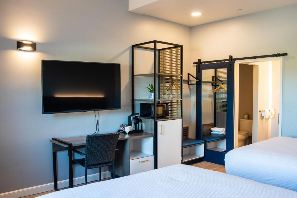 Room image 2