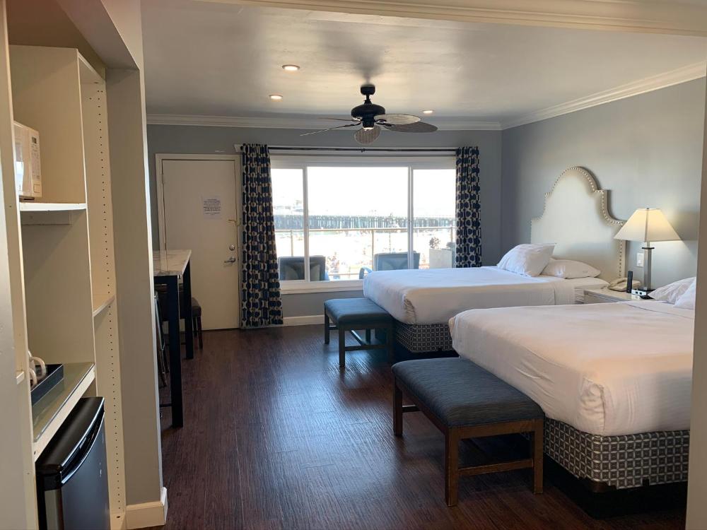 Room image 4